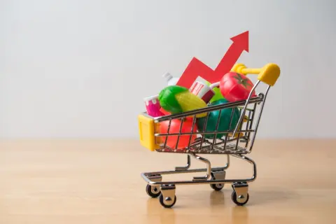 コーヒーも冷凍食品もお菓子も。2025年7月8月も値上げラッシュ！ どんな商品が値上げされる？