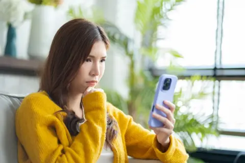 9月から利用できる「スマホ保険証」とは？ マイナ保険証との違いやメリット・注意点を解説！
