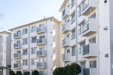 家賃「5万円」の都営住宅に住んでいますが、来年息子が家を出ます。自分1人になるので、狭い間取りに変更して家賃をおさえたいのですが、可能でしょうか？