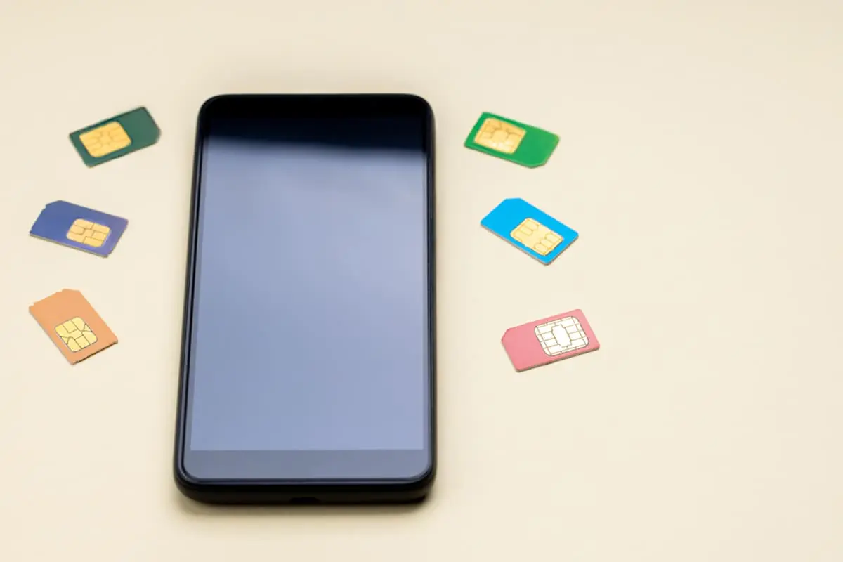 仕事用スマホが「格安SIM」に！通信が不安定と聞いて不安…。通信の安定性や代表的な法人向け格安SIMの特徴を解説