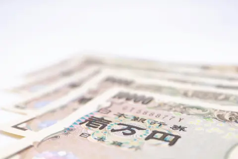 義母に“月5万円仕送り”を求められています…夫は当然のように了承。「そのうち贈与税がかかったら困るから」と断るのは冷たい嫁でしょうか？