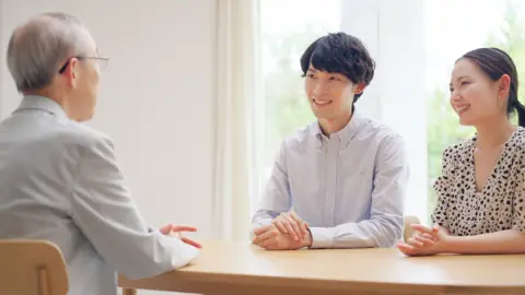 70代の父は「年金月7万円」で生活しています。私が「月5万円」の仕送りをした場合、贈与税の対象になる可能性はあるのでしょうか？