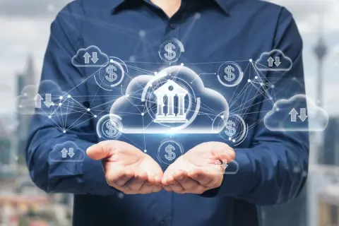 息子に「金利が高い」という理由で「ネット銀行」の利用をすすめられています。なんとなく危険なイメージがあるのですが、「デメリット」などはないのでしょうか？