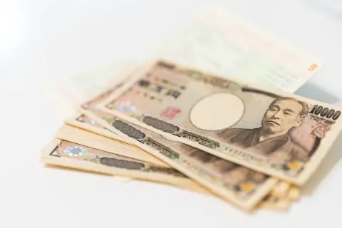 「子どもの口座」に“毎月1万円ずつ”入金していました。20年で「200万円近く」になりましたが、引き出すときに税金はかかりますか？