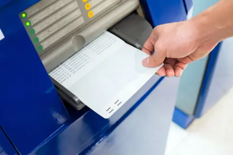 娘が義母から「20万円」をこっそり受け取っていた…親が口座で管理すると、娘に渡すときに「贈与」になる？ 知らないと損する贈与のルール