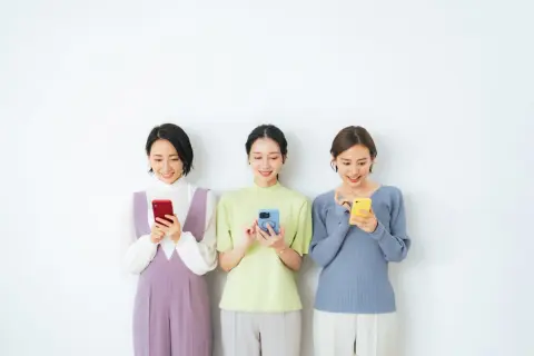 iPhoneは毎年買い替えるのが正解？「下取り活用派」と「長く使う派」はどのような人に向いているのでしょうか？