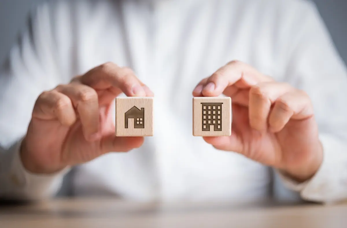 東京の「3500万円」マンションと地方の「築30年」戸建て、売却すると“手元に残るお金”はどれだけ違う？