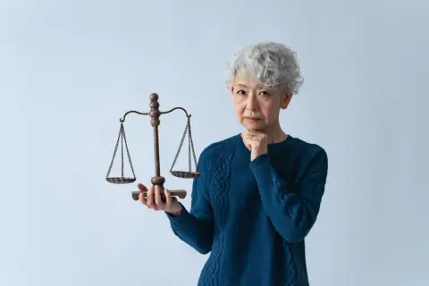 「裁判員の候補者に選ばれた」との通知が届きました。仮に裁判員に選ばれた場合“日当”などは支払われるのでしょうか？