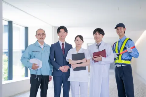 平均給与が高い「業種」TOP3！「金融」や「情報通信」をおさえて1位になったのは？