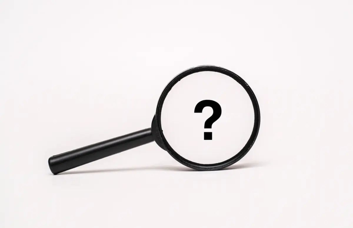 子どもが「1万円札」に落書きをしてシールを貼ってしまった！このお札ってもう使えない？