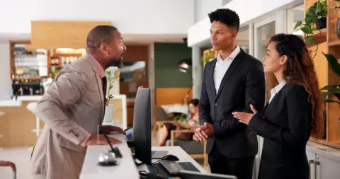 友人が予約したホテルがなぜか取れていなかった！「行ったらホテルがなかった」ケースもあるって本当？その場で予約キャンセルしても返金はしてもらえないの？