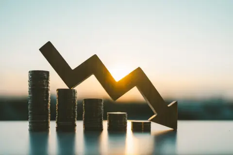 国民年金を“1ヶ月”払い忘れ……。将来の年金は何円減る？ 後から納付すれば受給額を元に戻せる？