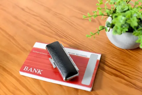 8年前に、孫の教育資金として「400万円」を預けた口座があります。大学進学の5年後までそのままにしておくつもりですが、問題ないでしょうか？