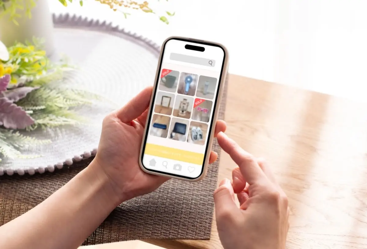 フリマサイトで「歴代総理大臣の名刺」が1万円超で出品！“コレクション目的”と思ってたけど「悪用」のために売ってるケースも!? 高値で取引される理由とは