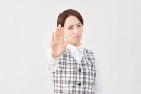 マイホームの頭金として「300万円」を下ろそうとしたら、銀行からストップ。大きなお金は簡単に引き出せない仕組みなの？