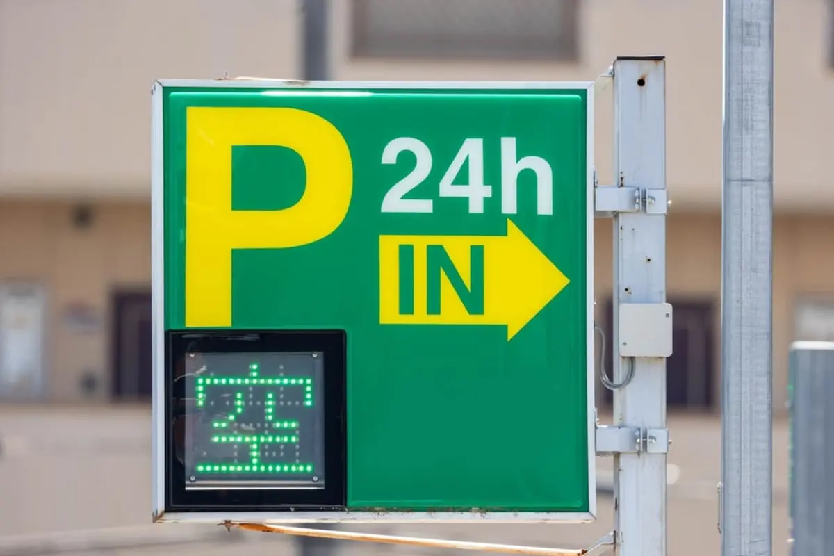 都内で駐車場を探したら「月2万5000円」と言われ驚きました。これは普通の金額なのでしょうか？