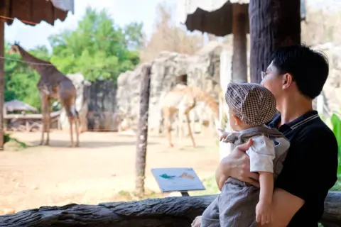 親戚家族と一緒に「動物園」へ。子どもは同じ年齢なのに、わが家は「子どもが有料」なのに対し、親戚は「無料」。どうしてこんな違いが出るのでしょうか？