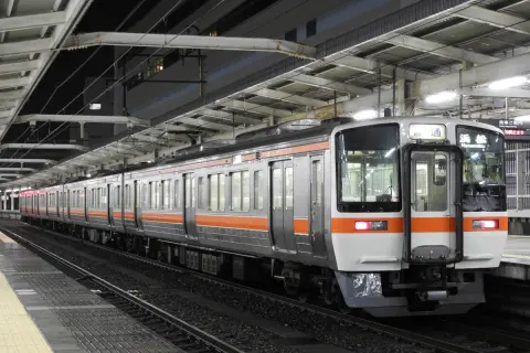 インターネットで「通勤定期券の私的利用は問題ない」という記事を見かけました。より割引率が大きく“80％以上も割引”にもなる「通学定期券」で子どもを塾に行かせても大丈夫でしょうか？