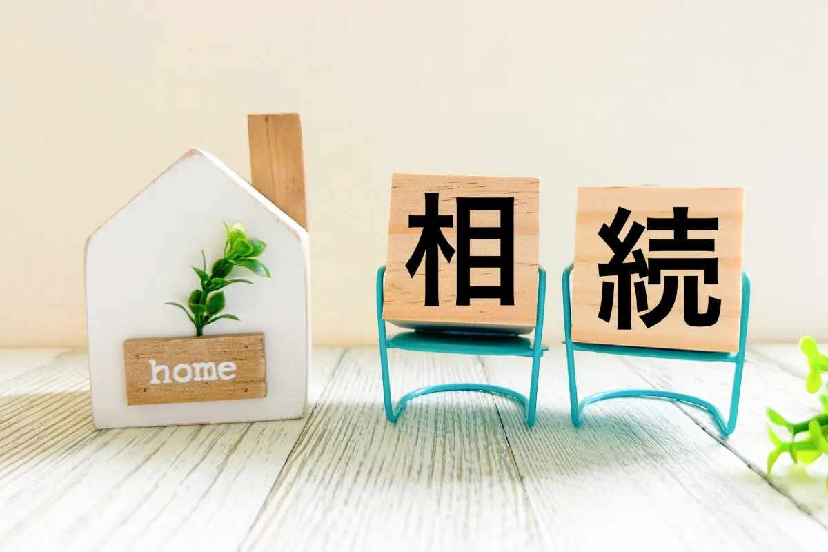 先日父が亡くなり“3500万円の相続”も完了。5年前から“毎年100万円の生前贈与”を受けていたのですが、「相続税」はかかりませんよね？