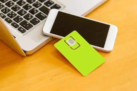 「月3GBで1000円以下」…小学生にスマホを持たせるなら格安SIMの5GB以内のプランで足りる？