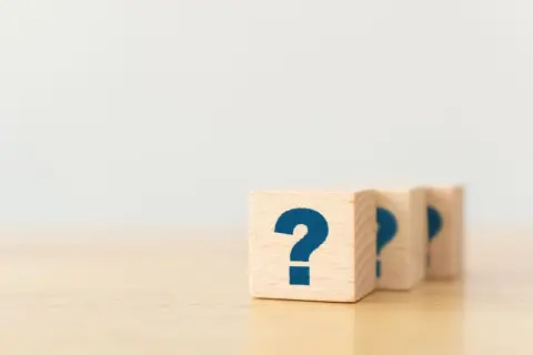 40代の平均的な貯蓄額が「900万円超え」って本当!? 4人家族のわが家は教育費などもあり、300万円ほどしか貯められていないのですが、今後足りなくなるでしょうか…？