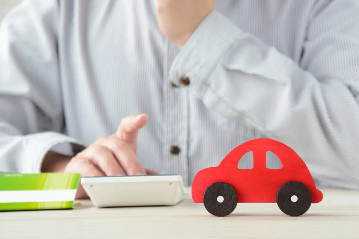 妹に「夫がアルファード買った」と聞きビックリ！ 新車「500万円」以上しますが、普通の“会社員夫婦”でも買えるものなのでしょうか？ データをもとに解説