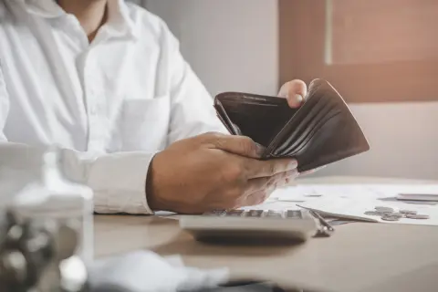 「独身だからお金いらないよ」と言う40歳の息子。でも、貯金ゼロで本当にこの先やっていけるのでしょうか？