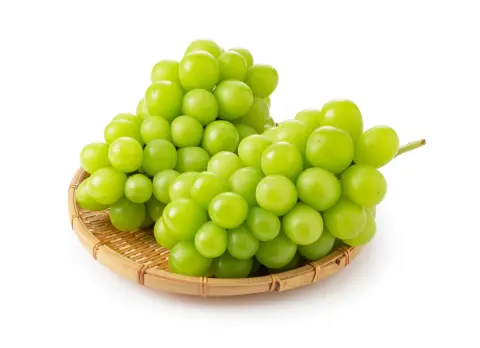 シャインマスカット「1房2000円」でも人気の謎…栽培面積は“12年で10倍”に!? 高くても売れる背景とは