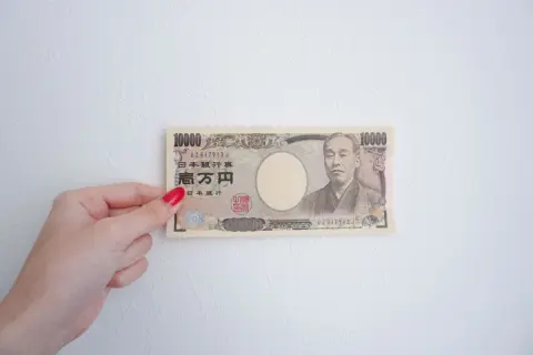 実家に1週間帰省したら、「滞在費」として1万円渡すように言われました…食費などがかかるのは分かるのですが、たった1週間でそんなにかかるでしょうか？