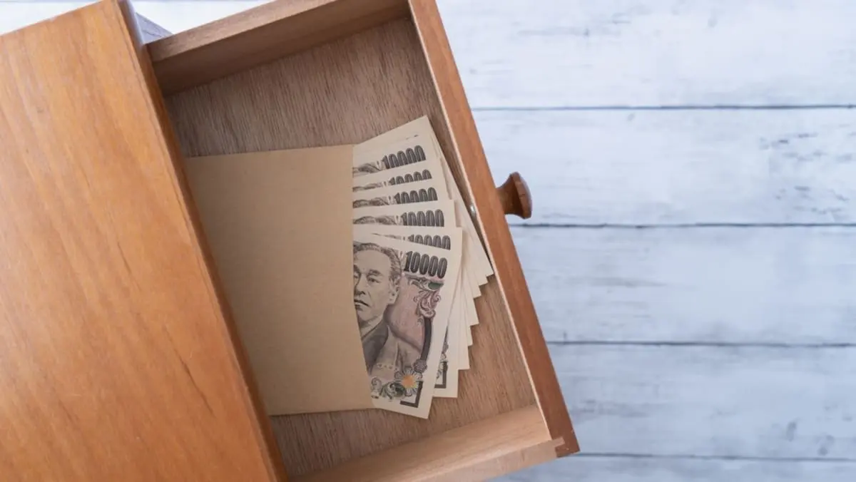 父の遺産分割協議後、実家のタンスから「現金500万円」が見つかりました。このお金、発見した私が「一人で」相続して問題ないでしょうか？