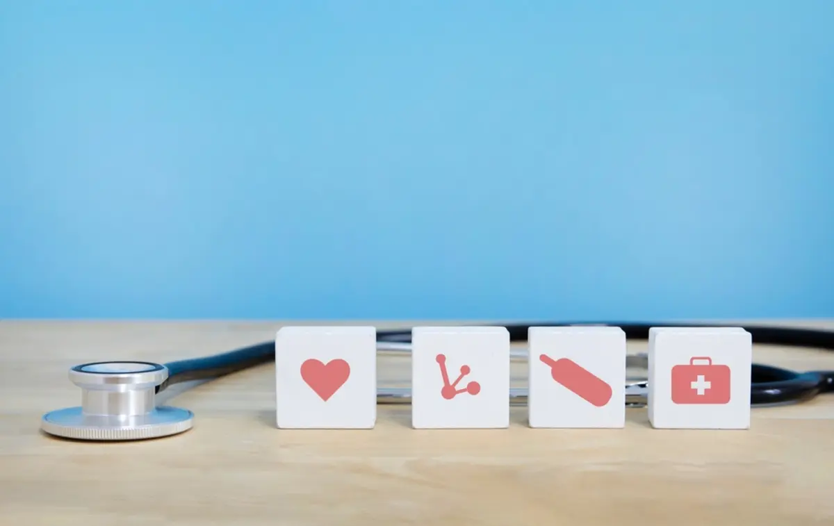 「月13万円」の年金生活をしていますが、医療費が年間30万円かかります。医療費控除でいくら返ってくるでしょうか？