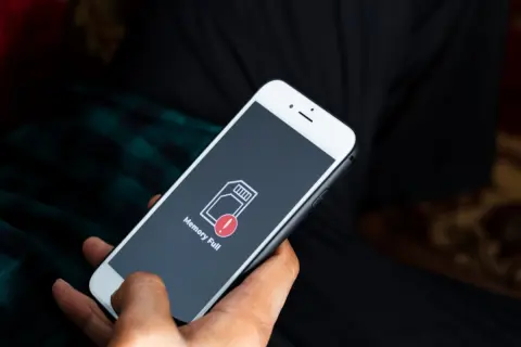 iPhoneが「容量不足」でOS更新できない！ 買い替えに「10万円超」かける前に試すべき裏ワザとは？ アップデートできない主な要因も確認