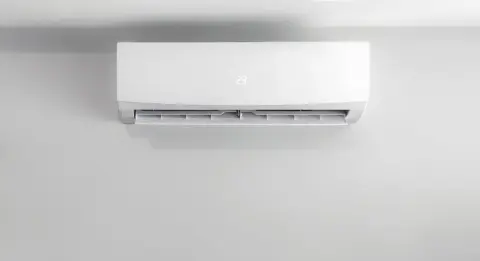 「エアコン24時間つけっぱなしって電気代やばいよ」と言われました。うちもリビングも子ども部屋も常時稼働中…。1ヶ月いくらかかるんでしょうか？