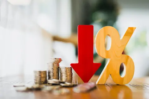 「年収800万円超えたのに、全然手取りが増えない」と友人が言います。本当にそんなに税金で引かれるのですか？