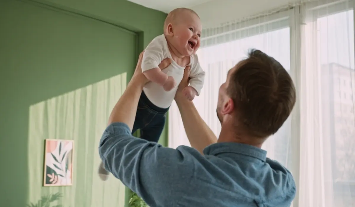 育休を取りたいけど、給料が止まるので収入減が不安… 産休のように国から給付を受けられますか？