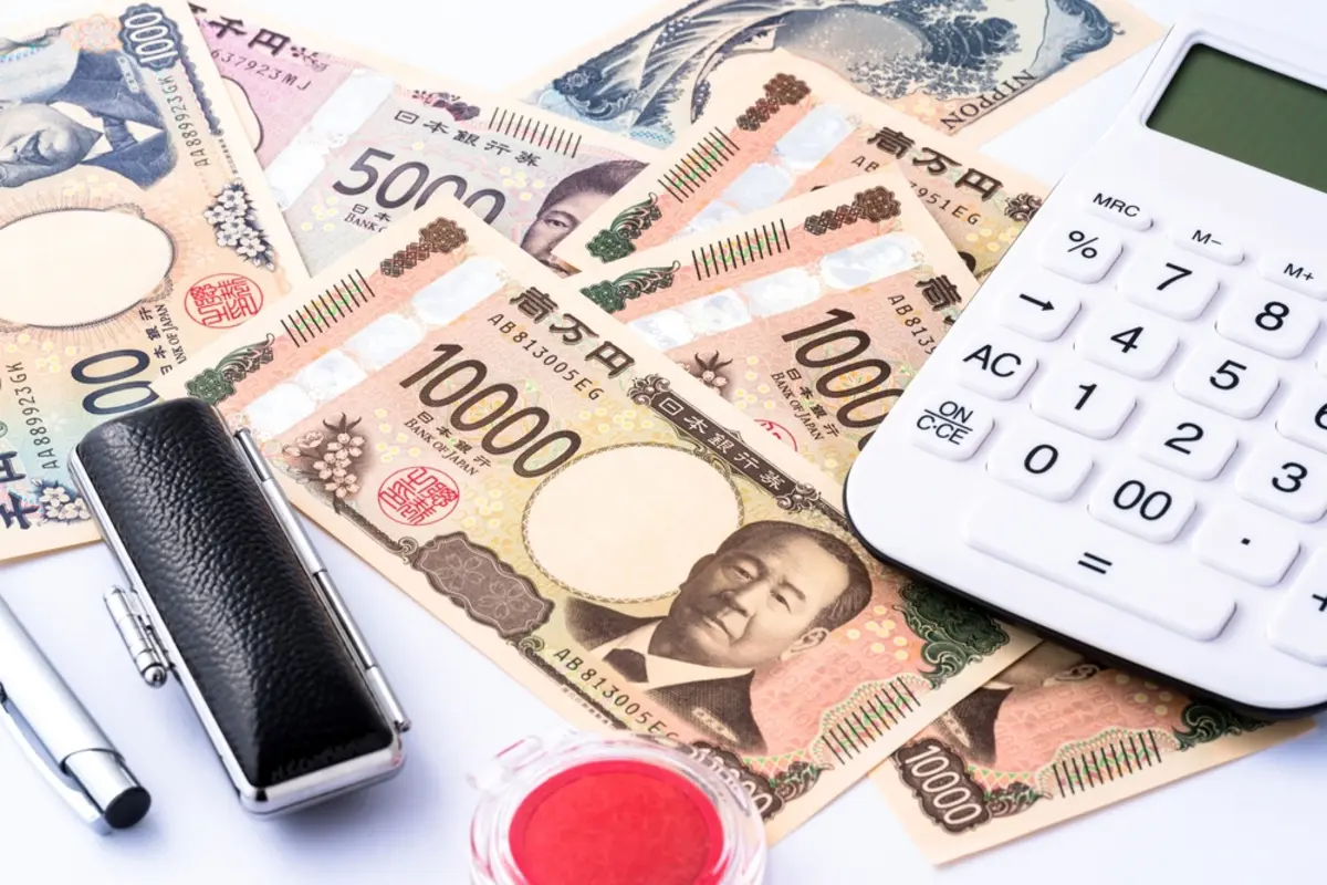 夫の年収が“1000万円”に届きましたが「共働きで世帯年収1000万円」より税負担が重いと聞きました。どういうことでしょうか？