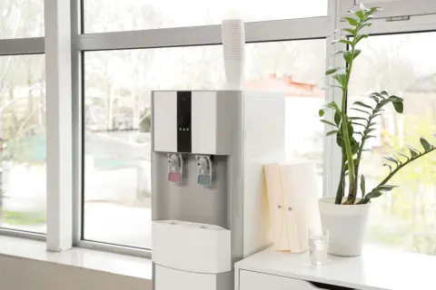 赤ちゃんのためにウオーターサーバーを選びましたが…1年で5万円の出費。やっぱりスーパーの水で十分だったのでしょうか？