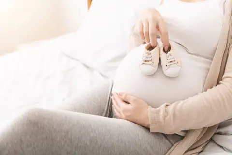 来春に「第1子」を出産予定です。夫が“育休”を取ると“手取り”や“ボーナス”はどのくらい減るのでしょうか？