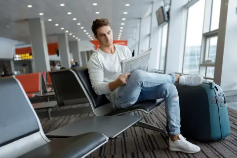 投資家の友人が年末年始に「総額300万円」の海外旅行を計画しているそうです。普通の感覚からするとかなりぜいたくに思えますが、投資家だからこそなのでしょうか？