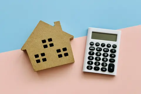 令和7年秋から“500円増額”された「生活扶助の特例加算」。4人家族の「生活保護受給世帯」だと“計6000円”も毎月上乗せされるって本当!?