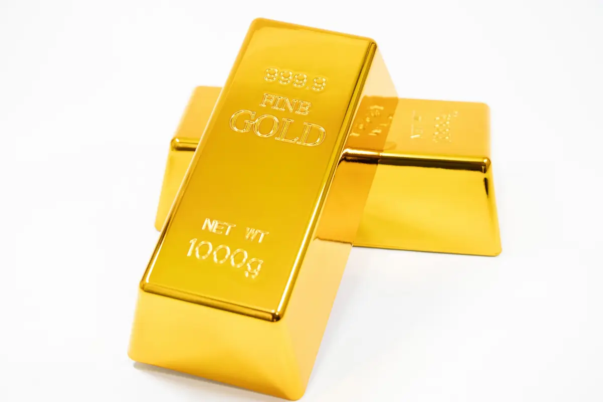 2025年、金価格が一時「2万3000円」を突破！ 10年前“4500円”の時代に「100万円分」買ってたら、どれだけ儲かった？ 上昇トレンドが続く理由も解説