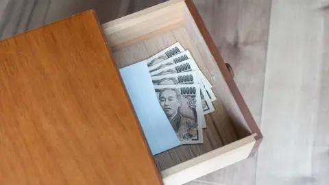 50代、妻と二人暮らしでタンス預金が700万円あります。これを住宅の断熱改修に使うとき、税務署に疑われないでしょうか？