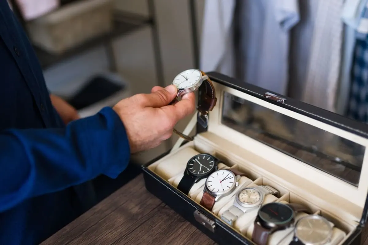 100万円で「ロレックス」購入を検討中。妻に「平社員には高すぎない？」と反対されますが“資産価値がある”と考えれば問題ないですよね？ リセール価格の目安も確認