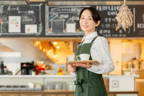 妻が“年収130万円を超えたら扶養から外れる”と言って働き方をセーブしています。非課税枠が「160万円」に変わると、扶養の考え方も変わりますか？