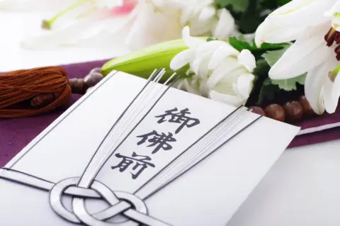 年金を「月16万円」受け取っていた父が死亡。専業主婦だった母は「遺族年金」を月16万円受け取れますか？