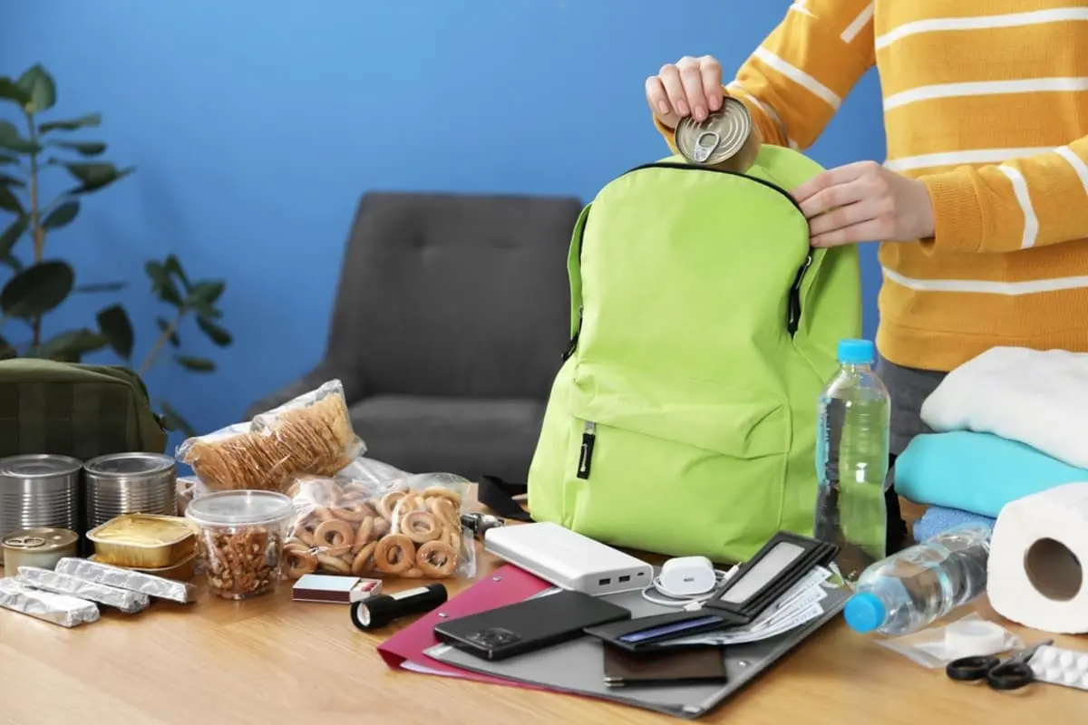 これから一人暮らしをします。防災グッズもそろえるつもりですが、意外と高額…。防災グッズはいくらかけるべきですか？