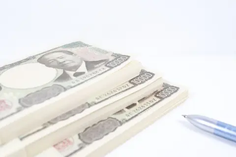 両親が「孫の学費300万円」を出してくれます。有難いですが、非課税は「110万円まで」ですよね？ 贈与税でいくらか引かれるでしょうか？