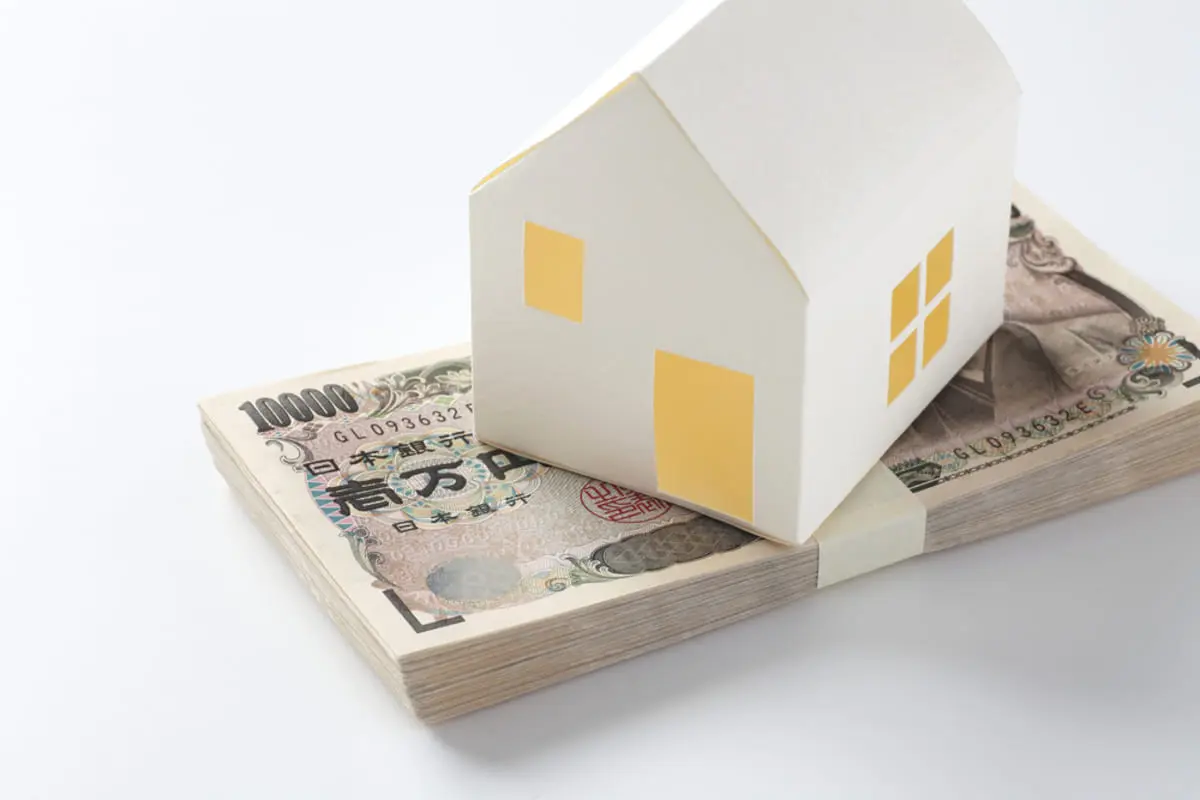 父が退職金「2000万円」のうち、「800万円」をマイホーム資金で援助してくれました。助かるのですが、老後資金は「2000万円」なくても大丈夫なんでしょうか？ 貯金もほとんどないと聞いているので心配です…