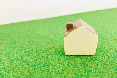 40代までに貯めた“500万円”の運用方法として「空き家投資」を勧められました。正直、“買い時”でしょうか？