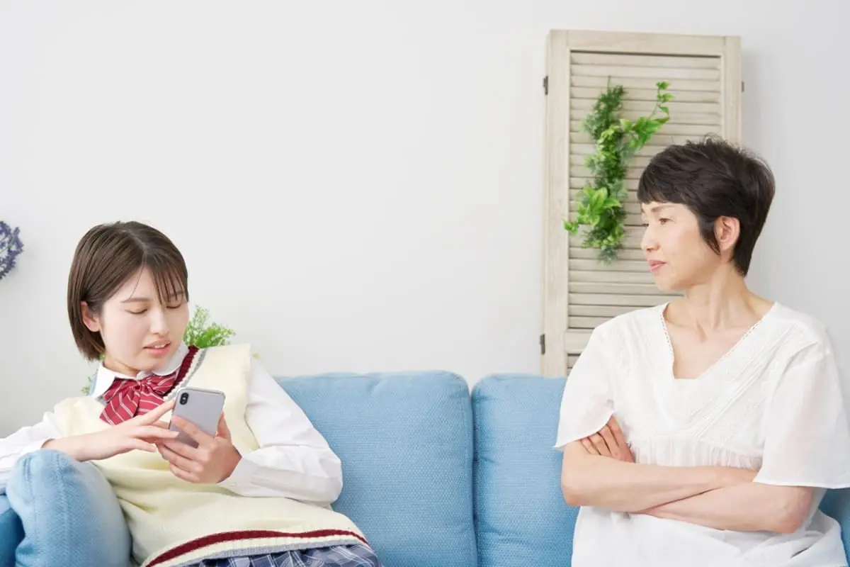 子どものスマホの通信料は3ギガにしていますが「足りない」とクレームが…！格安SIMでデータ無制限にしたらかなり金額が変わるのでしょうか？